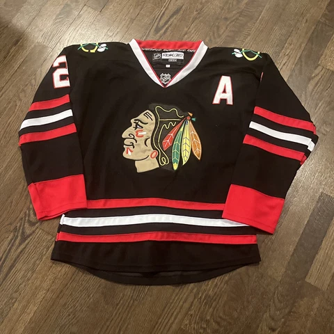 Chicago Blackhawks Jersey Mens Size Small Duncan Keith Black Reebok Cover