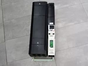 Emerson Control techniques Unidrive M600 M000-094 02000 DUO 90/110kW - Picture 1 of 8