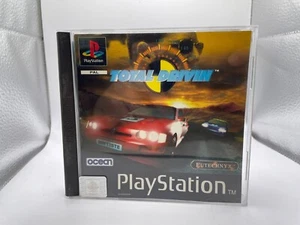 Versione EUR PAL - Total Drivin - Sony PS1 Playstation 1 Black Label - Foto 1 di 9