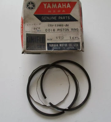 Новый из старых запасов 1967-1969 Yamaha R3 YR1 YR2 YR2C поршневое кольцо набор STD 235-11601-00 - Изображение 1 из 4
