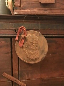 Primitive Santa Claus Peg Hanger Christmas Early Look Bowl Filler Homestead  - Picture 1 of 12