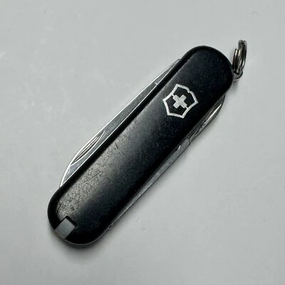 Swiss Army Knife Victorinox 58mm Classic SD Pocket Knife Black FREE SHIPPING - Image 1 of 4