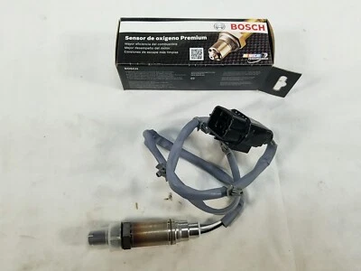 NEW Bosch Oxygen Sensor 15967 2000-2001 Nissan Sentra - Image 1 of 2