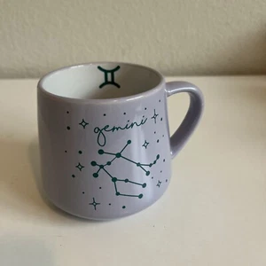 Zwillinge hell lila & grüne Sterne Sternbild Sternbild Kaffee Tee Becher Astrologie - Bild 1 von 12