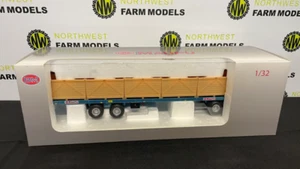REPLICAGRI 1:32 SCALE MAUPU FLAT TRAILER WITH 10 POTATO BOXES (BLUE) - Picture 1 of 1