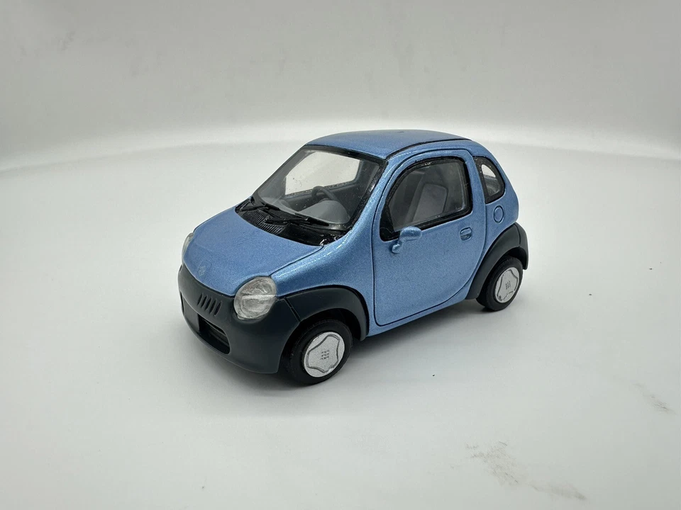 Microcar Models Australia Suzuki Twin 2003 - 2005, edición limitada, 1:43. Foto 1 de 4