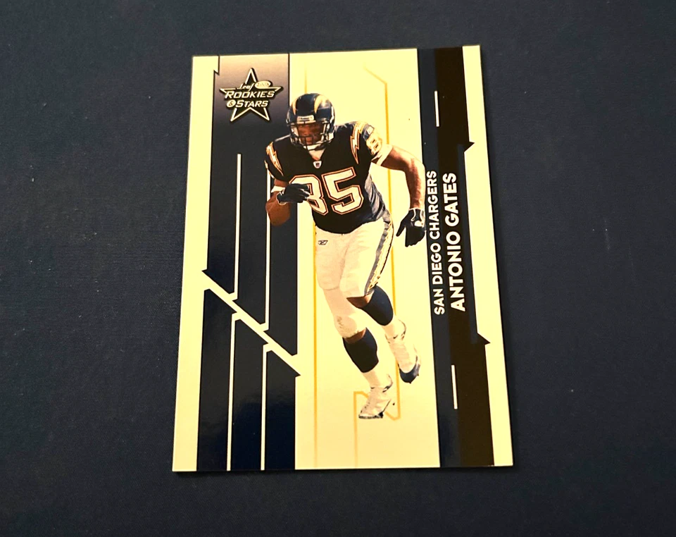 2006 Rookies and Stars Football Antonio Gates #84 HOF  NM - Image 1 of 2