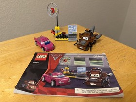 LEGO Disney Pixar Cars 2 8424 Mater's Spy Zone 100% with Instructions 2011
