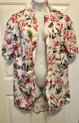 Show Me Your Mumu BRIE Bata Envolvente Kimono Rosa Floral Femenino Novia Talla Única Foto 1 de 4