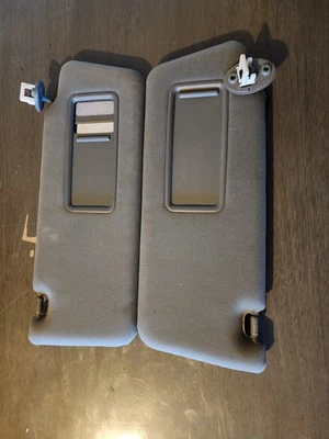 Par de parasol gris con luz para Toyota Tacoma 2005-2015 LH RH 7432004210B0 Foto 1 de 2