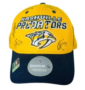 NASHVILLE PREDATORS HAT AUTOGRPAHED x 10 PLAYERS SIGNED CAP Reebok Colin Wilson - Picture 1 of 11