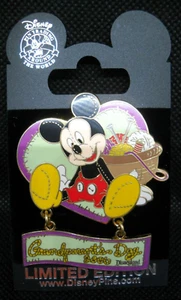 Mickey Mouse DLR Grandparents Day 2006 LE Disney Pin NEW * - Bild 1 von 2
