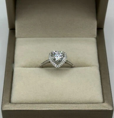 Hermoso anillo de diamantes creado en laboratorio térmico de 1 quilate relleno de oro blanco de 18 quilates talla 7 de EE. UU. Foto 1 de 4