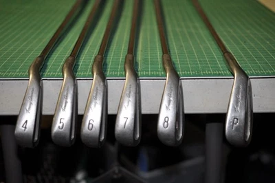 RH Tommy Armour 845s Silver Scot 4i-8i,PW-missing 9i-Regular flex steel 7i-37" - Image 1 of 4