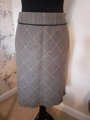 Laura Ashley Moon Tweed Wool Skirt  Size Uk 10 Green Checked Knee Length Lined - Image 1 of 3