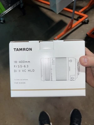 TAMRON 18-400mm f3.5-6.3 Di II VC HLD Lens for NIKON Filter SZ 072 Brand New - Image 1 of 4