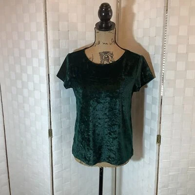 top terciopelo verde city streets talla pequeña Foto 1 de 4