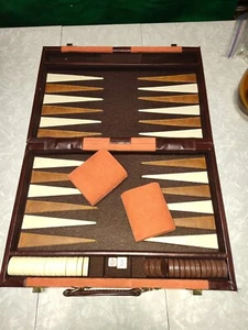 Vintage Bakelite Bake-lite Backgammon Set Brown Orange Corduroy Case Retro Vtg  - Picture 1 of 7
