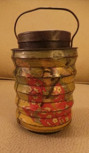 Antigua linterna japonesa Huntley & Palmers 1911 galleta lata carnaval reg #556543 - Imagen 1 de 8