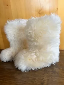 UGG FLUFF MOMMA BOOTS 7 NATURAL COLOR SKI APRES FURRY GORGEOUS RARE FUR EXCELLEN - Picture 1 of 15