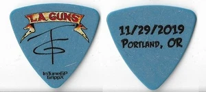 L.A. Guns Tracii Guns Tour Guitar Pick - Picture 1 of 1