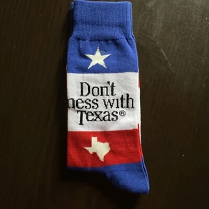 Don’t Mess with Texas Mens Pair of Socks by Socksmith - NEW & Free Shipping! - Picture 1 of 2