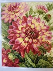 NEW Riolis Counted Cross Stitch Kit 1968 DAHLIAS Wool/ Acrylic - Picture 1 of 3