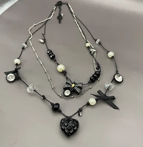 Betsey Johnson Heart Bow Necklace Black Silver Triple Chain Faux Pearl Beads - Picture 1 of 9