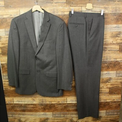 Jos A Bank 1905 Mens Two Button Suit Wool Size 39L Pants 33 - Image 1 of 4