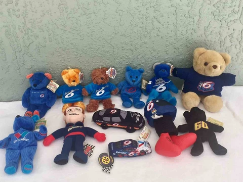Lot 12 Mark Martin Nascar Plush Speed Salvinos Bears Cars & Figurines    P143 Cover