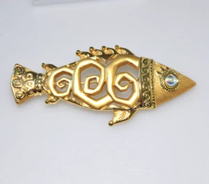Precioso Broche de Peces Tono Dorado JJ Firmado Difícil de Encontrar Ojo de Cabina Grande Adornado PK19 - Imagen 1 de 8