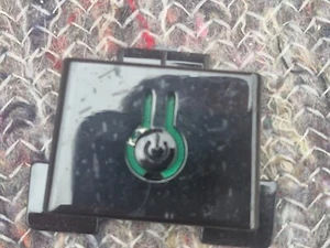 TOSHIBA 50" LED TV (50UL2063DB)  ON/OFF POWER SWITCH   17TK158  28111BR1 - Afbeelding 1 van 5