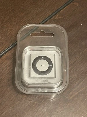 APPLE IPOD SHUFFLE 4TH GENERATION A1373 2GB SILVER - FACTORY SEALED - Image 1 of 4
