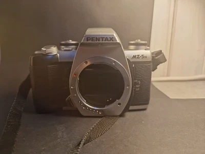 Pentax MZ-5N SLR Camera Body - Image 1 of 4