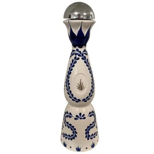 Botella Cerámica Clase Azul Reposado Tequila Sin Enjuagar Pintada a Mano 750 ml VACÍA - Imagen 1 de 5