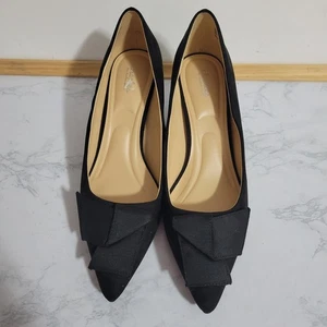 Charles by Charles David schwarze Wildleder-Heels mit Schleifendetail, Größe 10M neu ohne Etikett - Bild 1 von 5