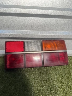 Luz trasera derecha pasajero pasajero Volvo 740 760 1984-1989 OEM Foto 1 de 4