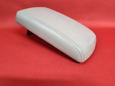 Chevrolet Impala 2006-2016 consola central reposabrazos tapa luz cuero titanio Foto 1 de 4