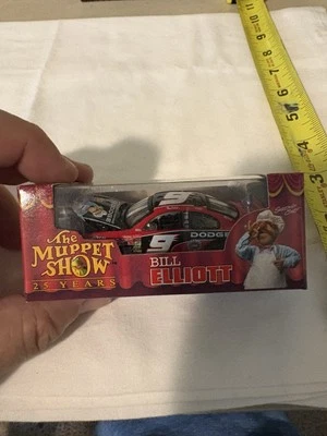 RCCA Nascar 02 Dodge Muppets 25 Years #9 Bill Elliott 1/64 Diecast Car LE 1/1800 - Image 1 of 4