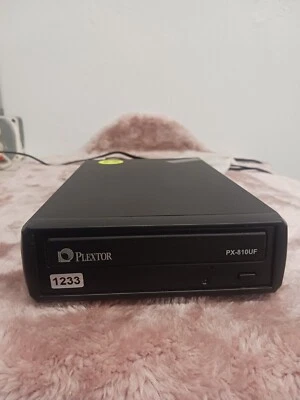 For parts! PLEXTOR PX-810UF DVD/CD Rewritable Drive - Image 1 of 4