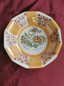 Retro,Vintage Oriental China Hand Painted Dish with Red Detail, Unusual, Lovely - Picture 1 of 12