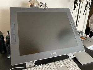 Wacom Cintiq 21UX Pen Display in OVP - Bild 1 von 8