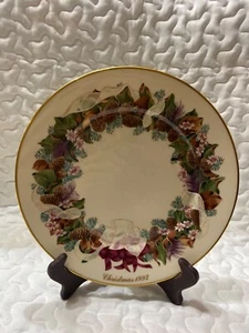 LENOX 1992 Colonial Christmas Wreath Porcelain North Carolina 10.75" Plate - Picture 1 of 2