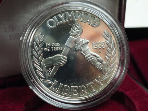 U.S. Mint 1988 Olympic Coin, With COA, Complete in Presentation Case Cover