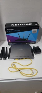 NETGEAR Nighthawk AC1900 Smart Wifi Router R7000-100NAS - Picture 1 of 8