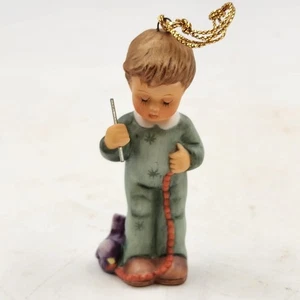 Berta Hummel STRINGING CRANBERRIES Ornament Goebel BH-45 Retired 2.75" Vtg 1997 - Picture 1 of 8