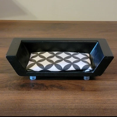 Sofá sofá para casa de muñecas Kidkraft muebles de madera Foto 1 de 4