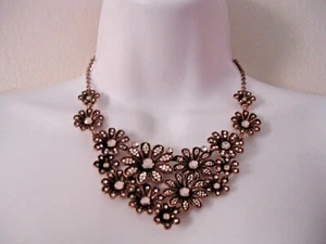 ASHLEY COOPER COLLECTION HEAVY METAL ROMANTIC FLOWERS BIB NECKLACE . - Picture 1 of 4