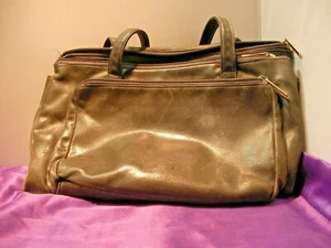 Stone Mountain Black Leather Purse Handbag keyring multi pocket shoulder bag - Picture 1 of 6