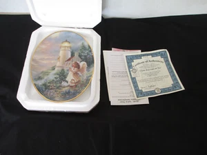 Bradford Exchange Collector Plate, A Little Hope Lights The Way - Picture 1 of 3